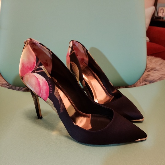 Ted Baker Peach Blossom Pumps 